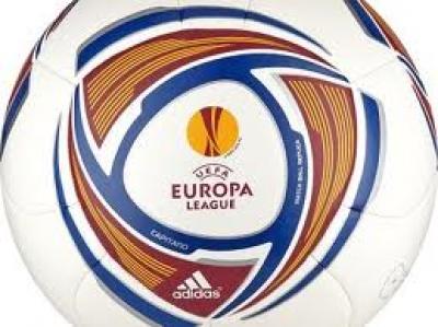 Vendo 2 Bolis Bics uno rojo y otro azul y regalo  dos  entradas para la Final de la europa league 2012